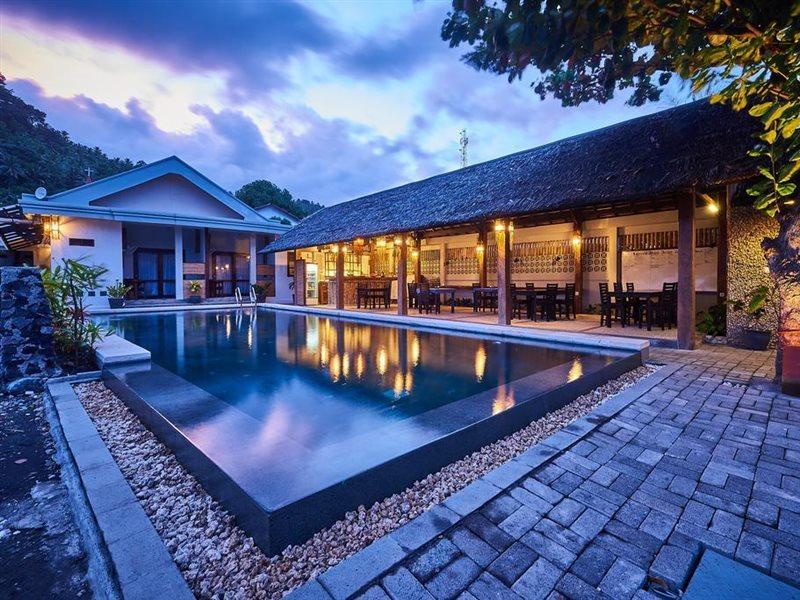 Cocotinos Lembeh A Boutique Dive Lodge Bitung Exterior foto
